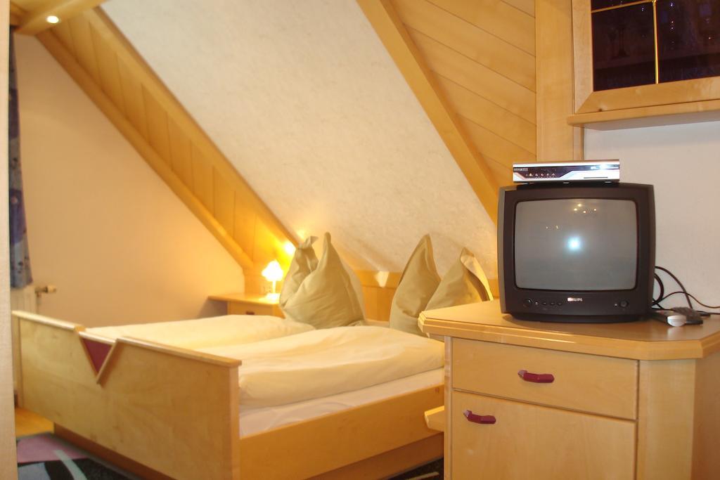 Gaestehaus Moser Ramingstein Phòng bức ảnh