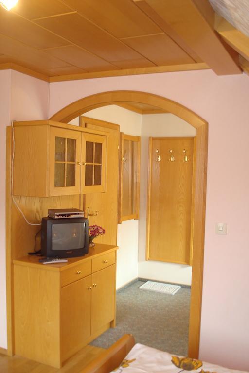 Gaestehaus Moser Ramingstein Phòng bức ảnh